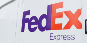 亞馬遜為外部客戶提供物流服務(wù)，同F(xiàn)edEx和UPS競爭